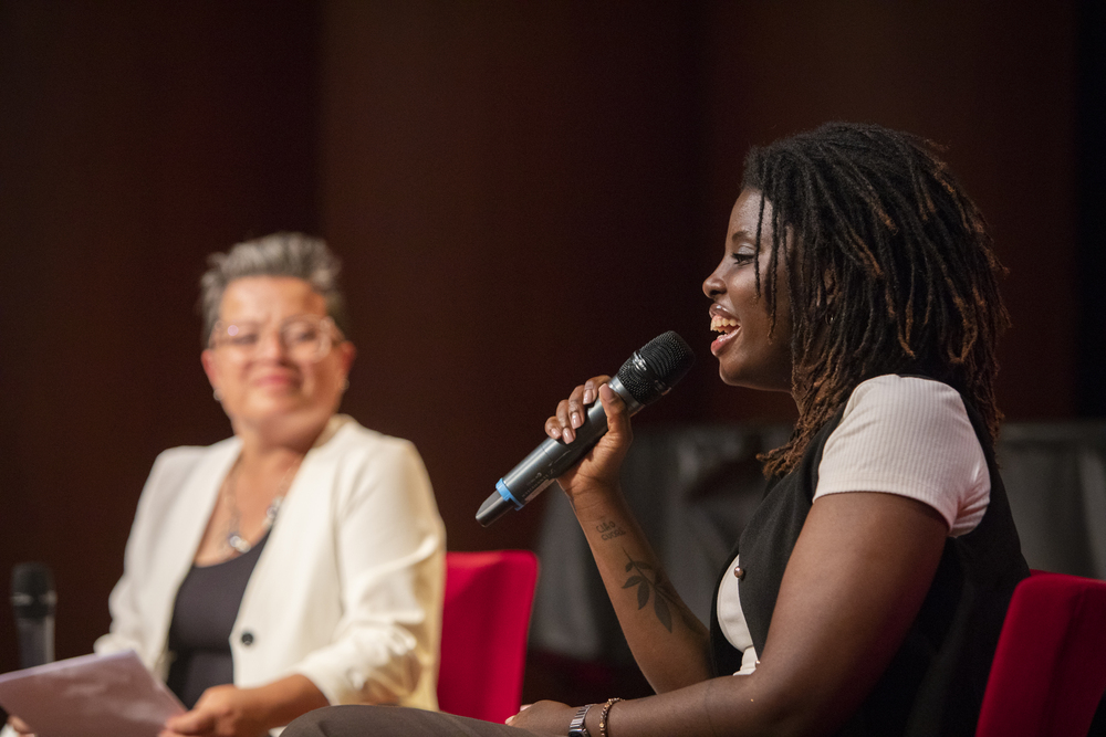 Tra i banchi di scuola- Esperance Hakuzwimana