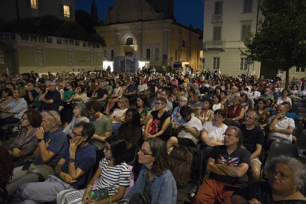 Le ragazze salveranno il mondo - Annalisa Corrado e Monica Morini