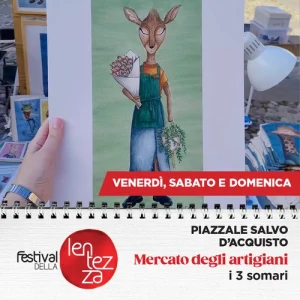 I 3 somari - Mamma e papà lavorano il legno, mentre Alice illustra animali fantastici. Un mondo familiare dove regnano sovrane serenità e giocosità.